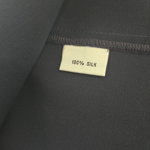 Talbots 100% Pure Silk Navy Blue Shirt Size 4 Small - Picture 6 of 7